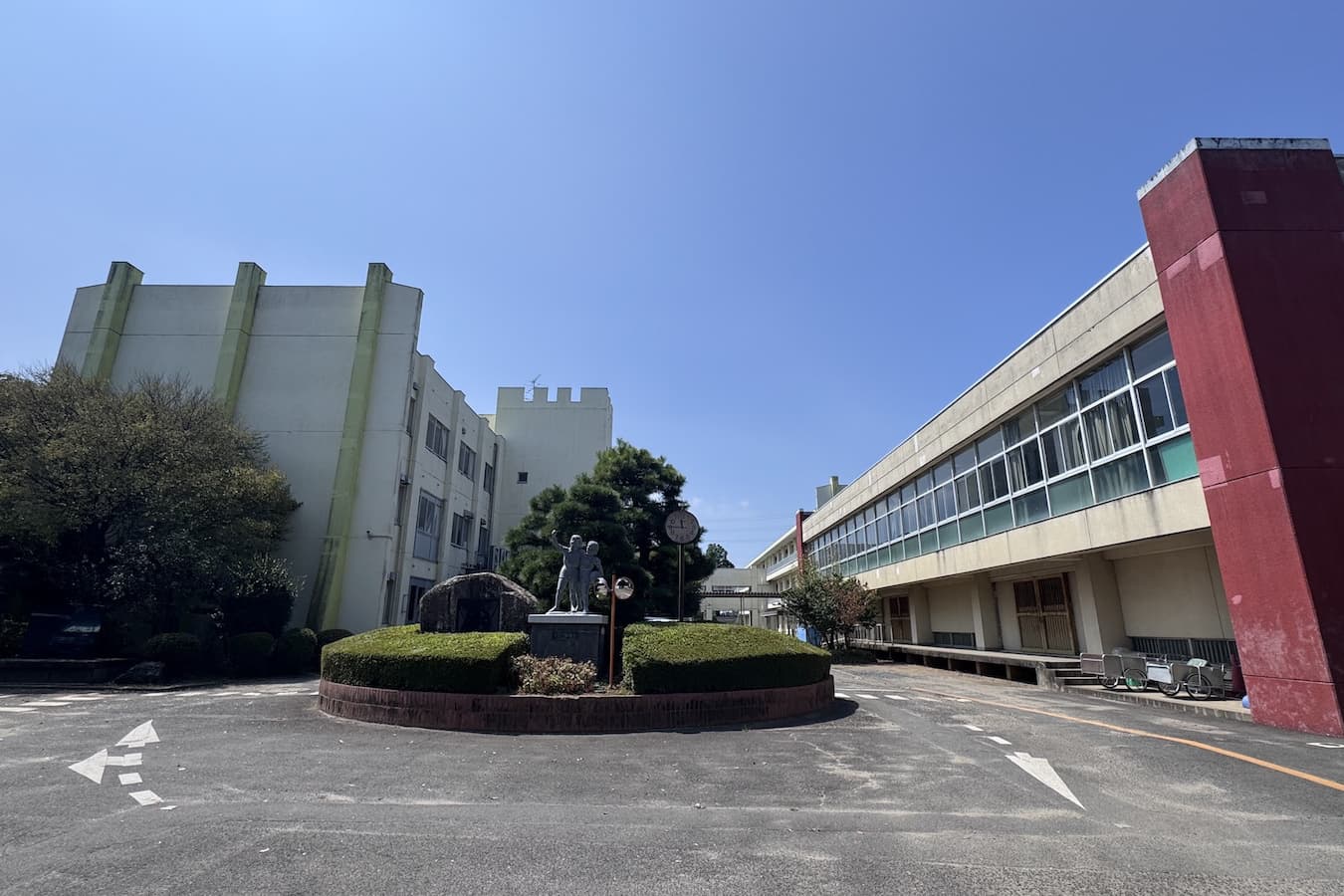 双葉台小学校