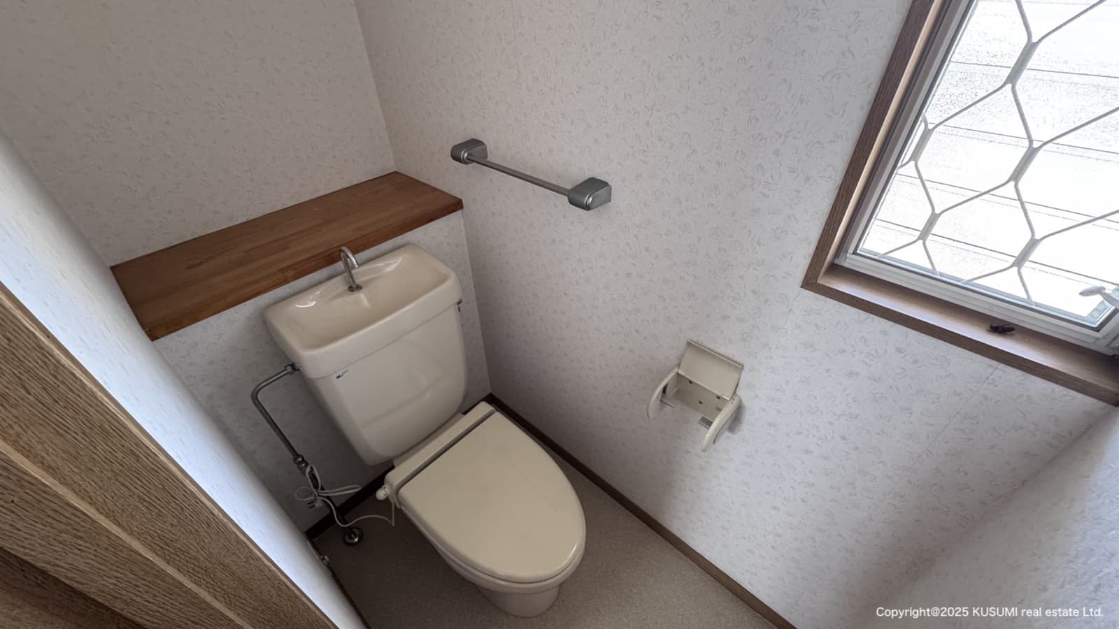 内観写真（2階トイレ）