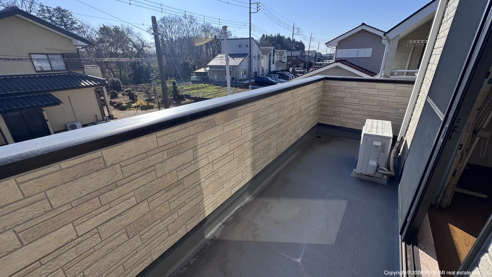 2F洋間側ベランダ